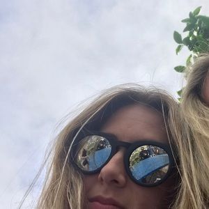 Quay Matte Black mirror sunglasses